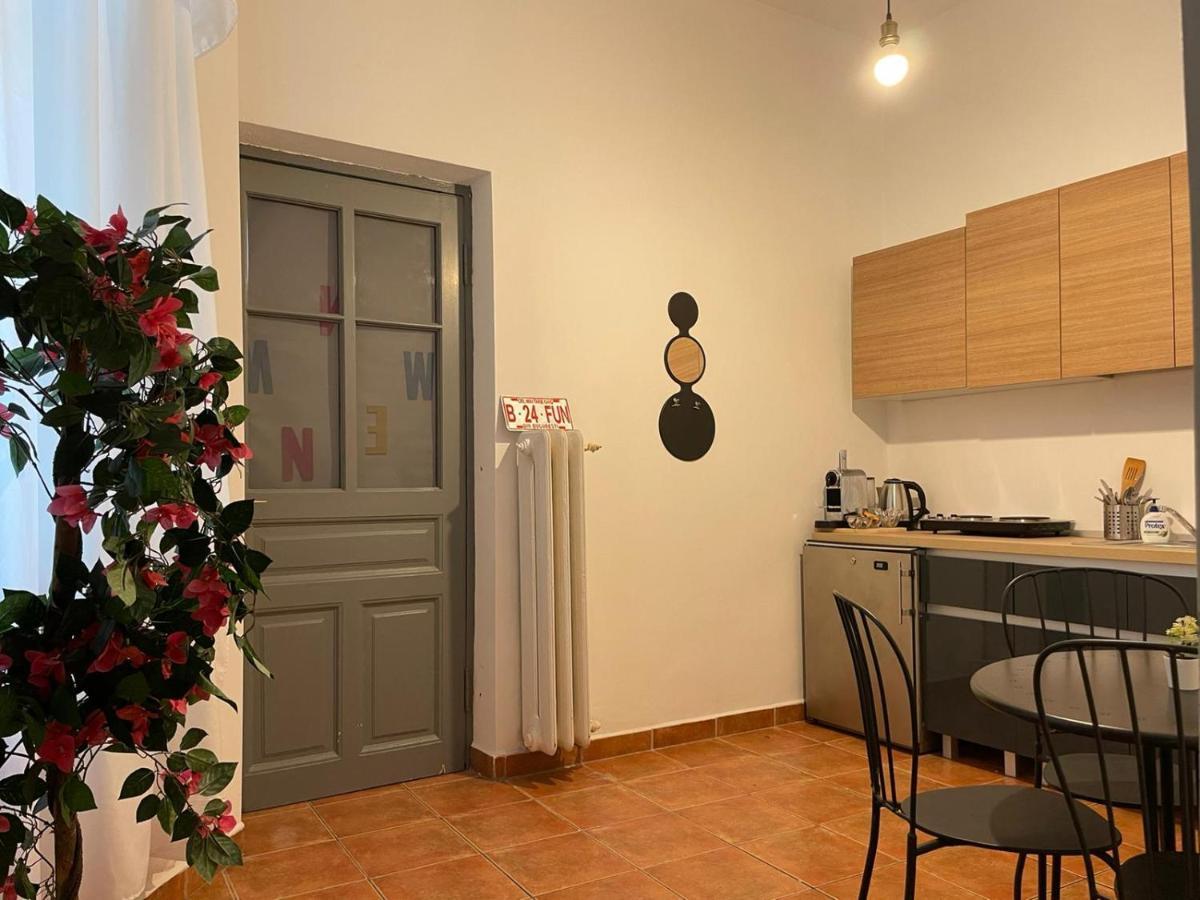 Apartament Outstanding 3Br Ultracentral Cityview Balcony Aaa Bukareszt Zewnętrze zdjęcie